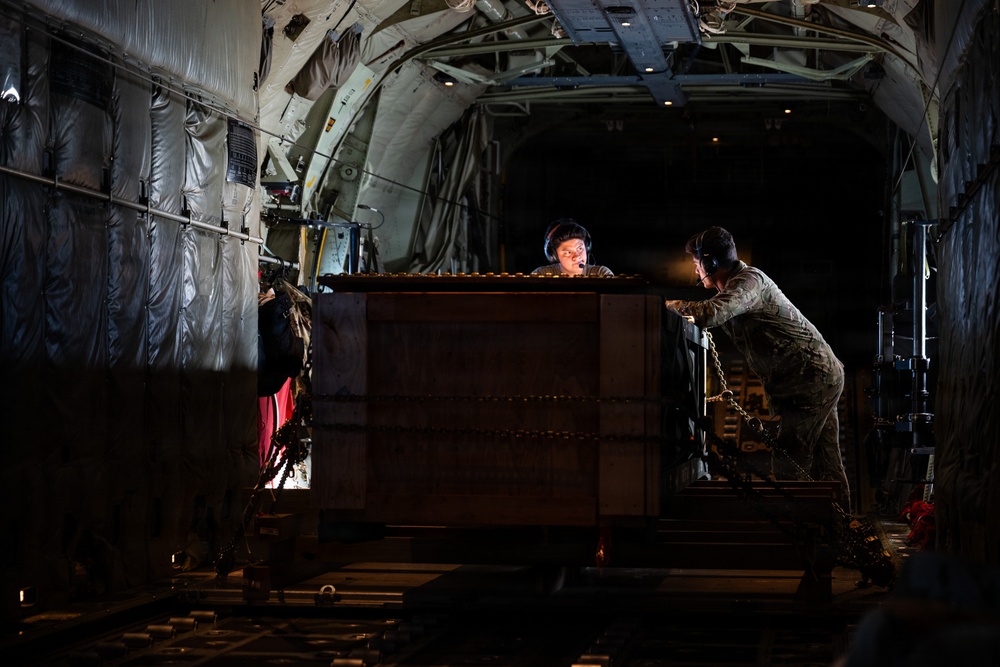Balikatan 2026: 317th AW, USARPAC airlift HIMARS missile pod to Palawan, Philippines