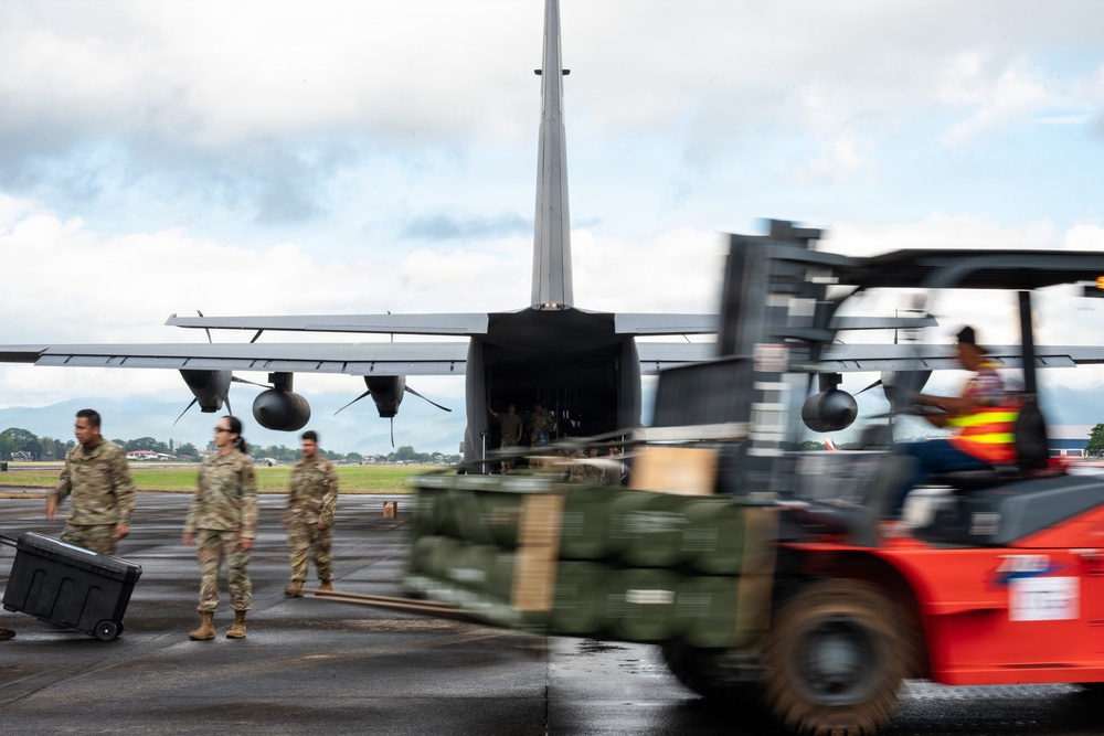 Balikatan 2026: 317th AW, USARPAC airlift HIMARS missile pod to Palawan, Philippines