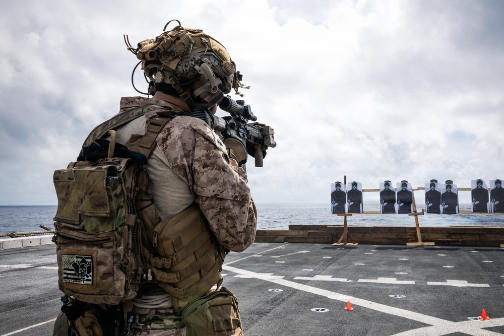 11th MEU Marines, Sailors Conduct Marksmanship Training aboard USS Portland