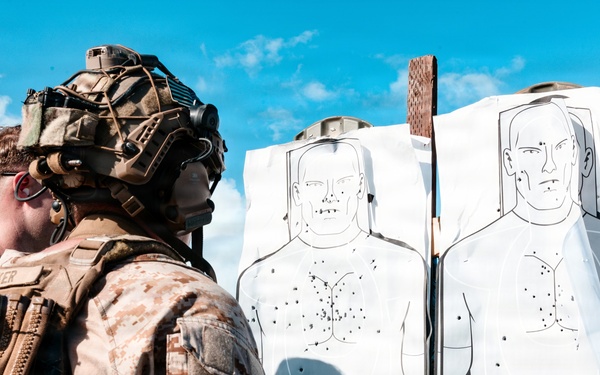 11th MEU Marines, Sailors Conduct Marksmanship Training aboard USS Portland