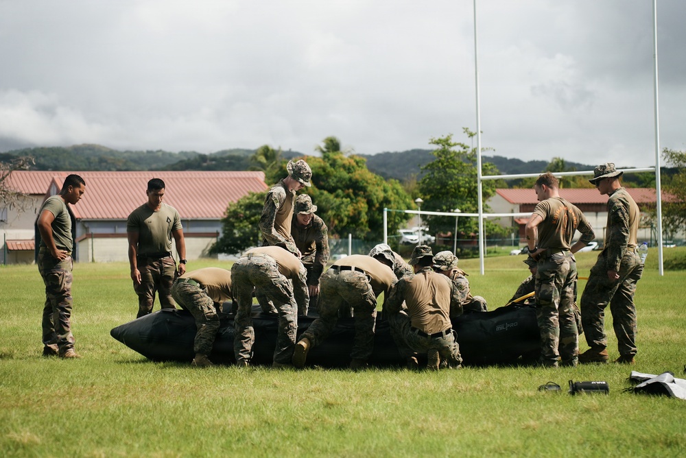 22nd MEU (SOC) | Tres Kolos 26: Small Boat Familiarization