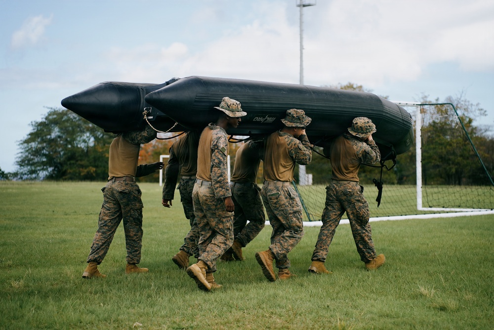 22nd MEU (SOC) | Tres Kolos 26: Small Boat Familiarization