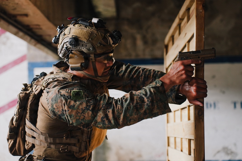 22nd MEU (SOC) | Tres Kolos 26: Stress Pistol Shoot