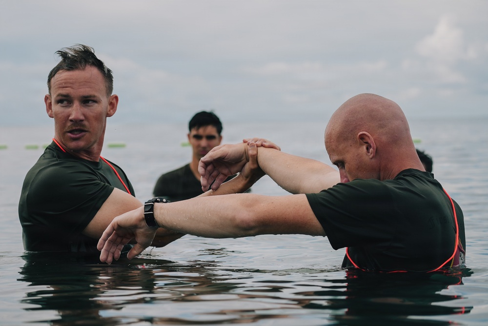22nd MEU (SOC) | India Co. Open Water Swim Rescues