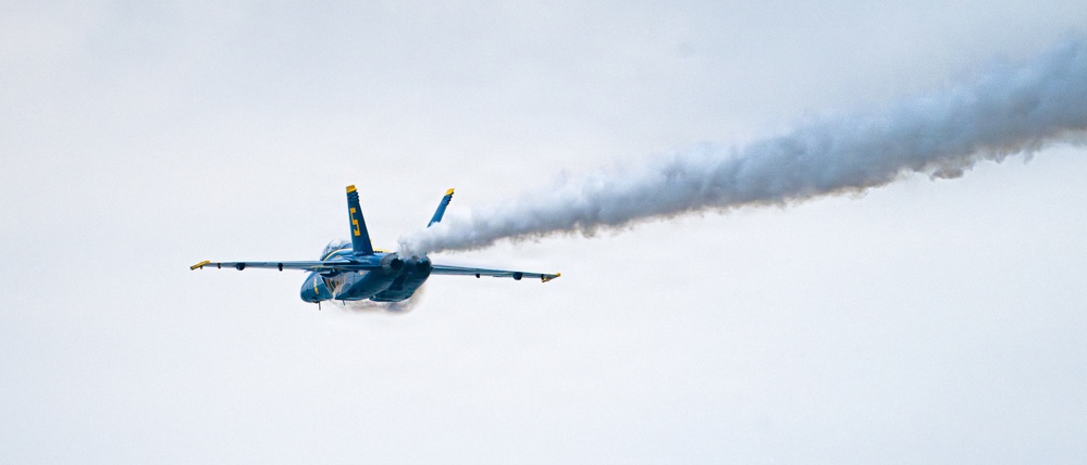 U.S. Navy Blue Angels practice for the 2026 Charleston Airshow
