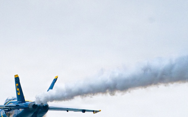 U.S. Navy Blue Angels practice for the 2026 Charleston Airshow