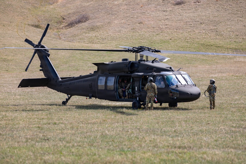 South Dakota officer candidates strengthen leadership and readiness through tactile training