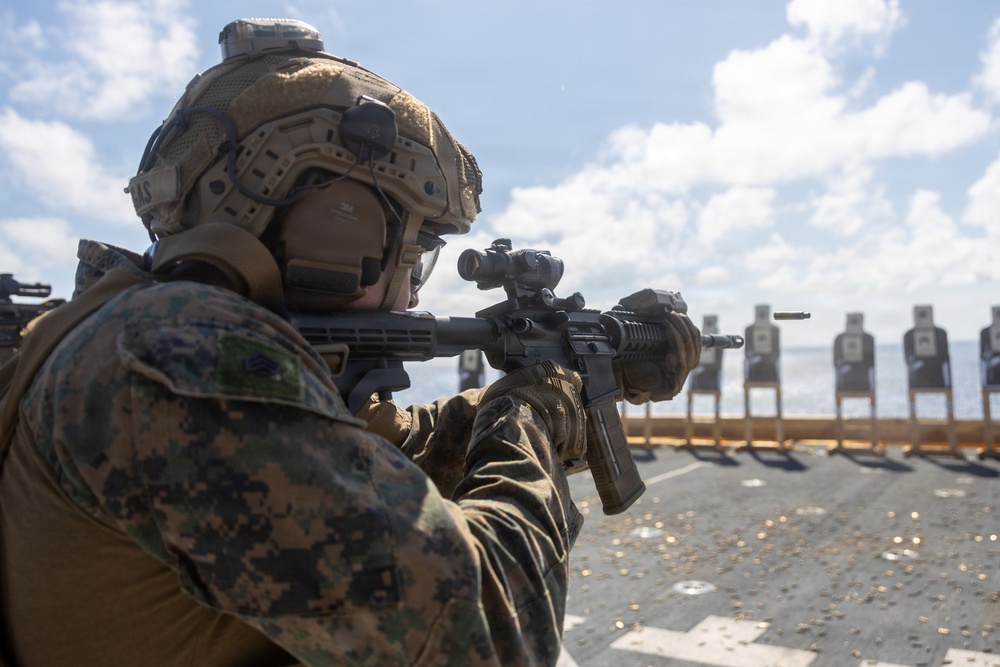22nd MEU(SOC) | Marines Conduct Deck Shoot Aboard USS Fort Lauderdale