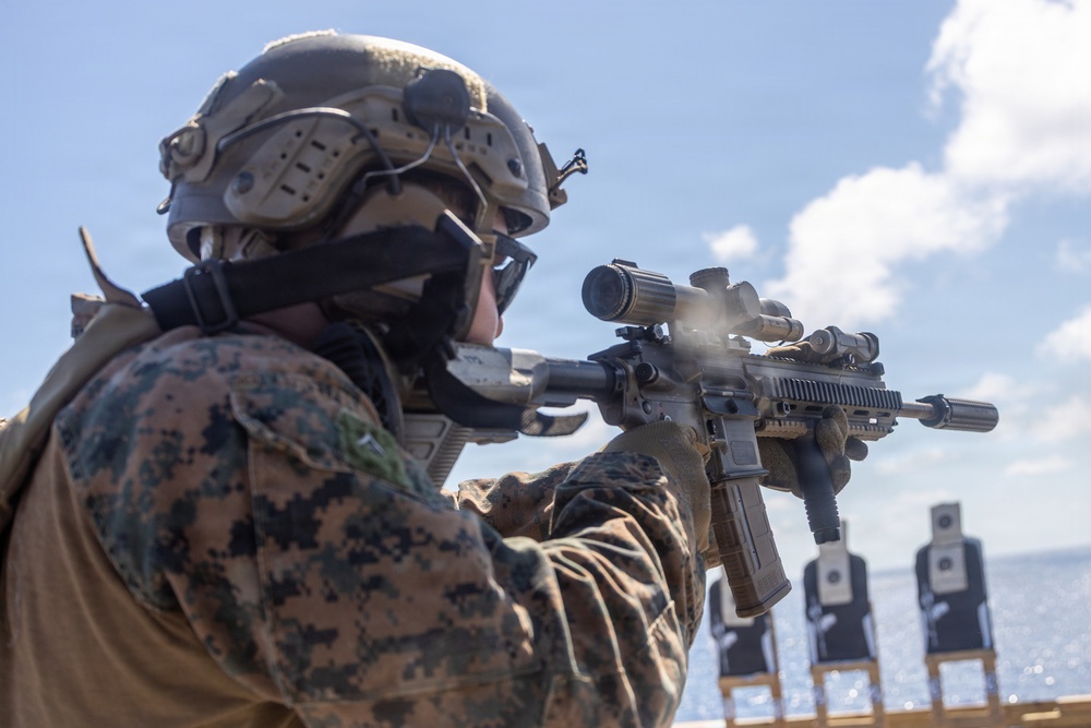 22nd MEU(SOC) | Marines Conduct Deck Shoot Aboard USS Fort Lauderdale