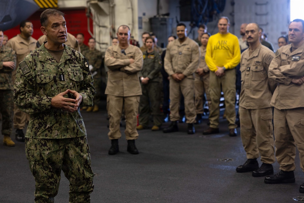 CENTCOM Commander visits USS Tripoli