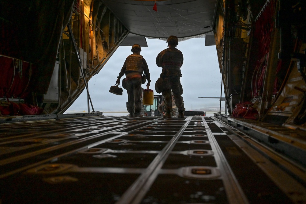 165th Airlift Wing showcases airlift operations expertise in readiness exercise