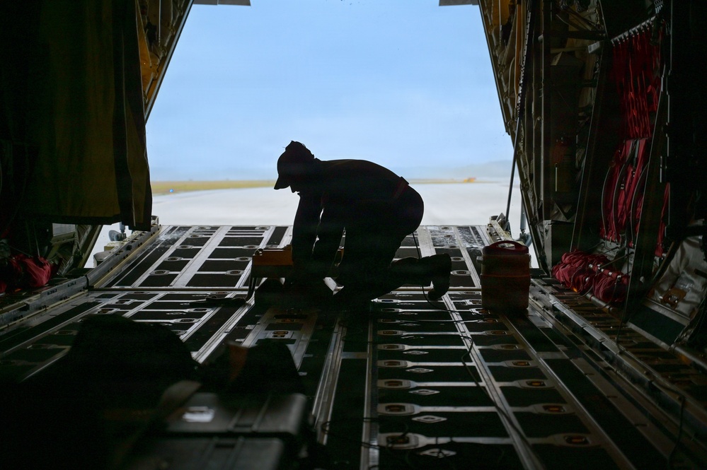 165th Airlift Wing showcases airlift operations expertise in readiness exercise