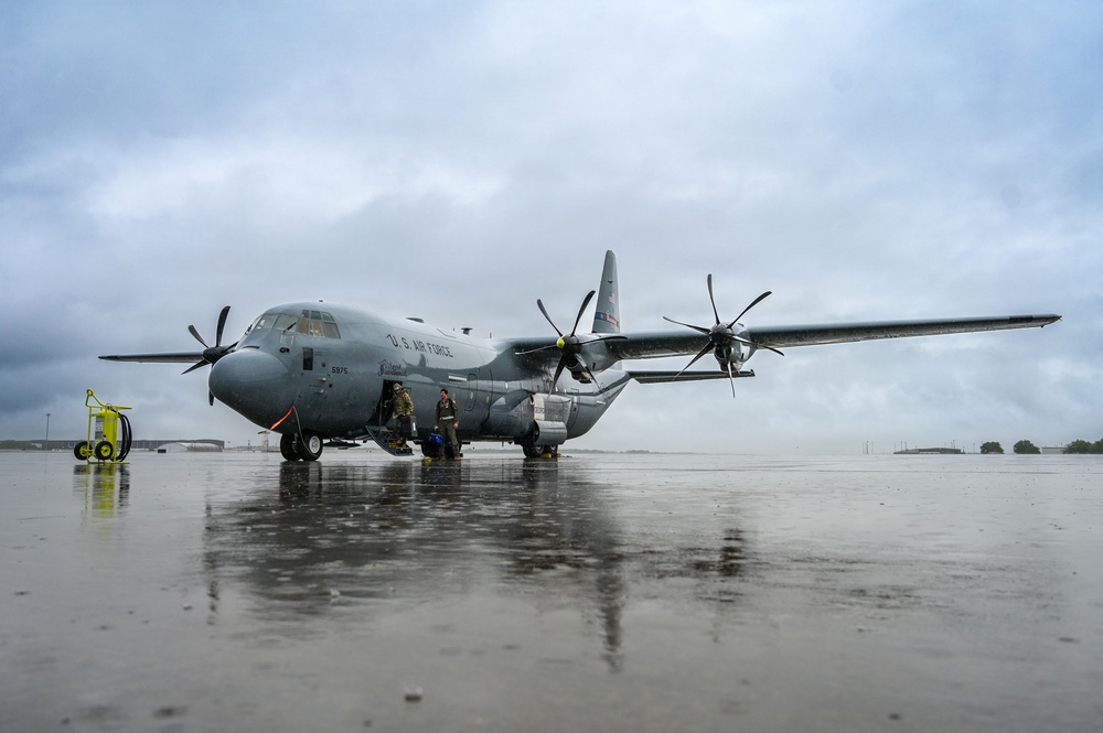 165th Airlift Wing showcases airlift operations expertise in readiness exercise