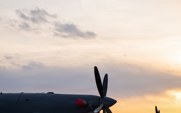 OA-1K Skyraider II Oklahoma sunrise flightline photos