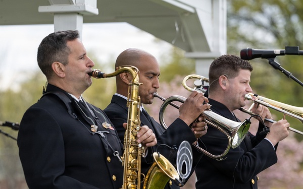 U.S. Navy Band Cruisers perform at Mill Pond Park