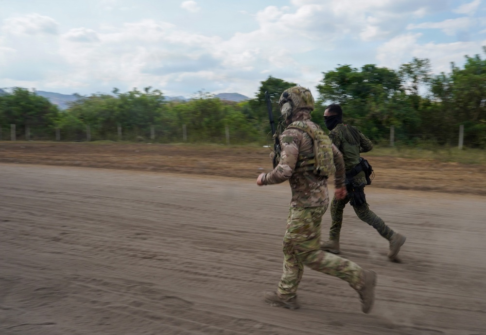 Balikatan 2026: AFSOC Airmen and Philippine Air Force take shots with Small Unit Tactics
