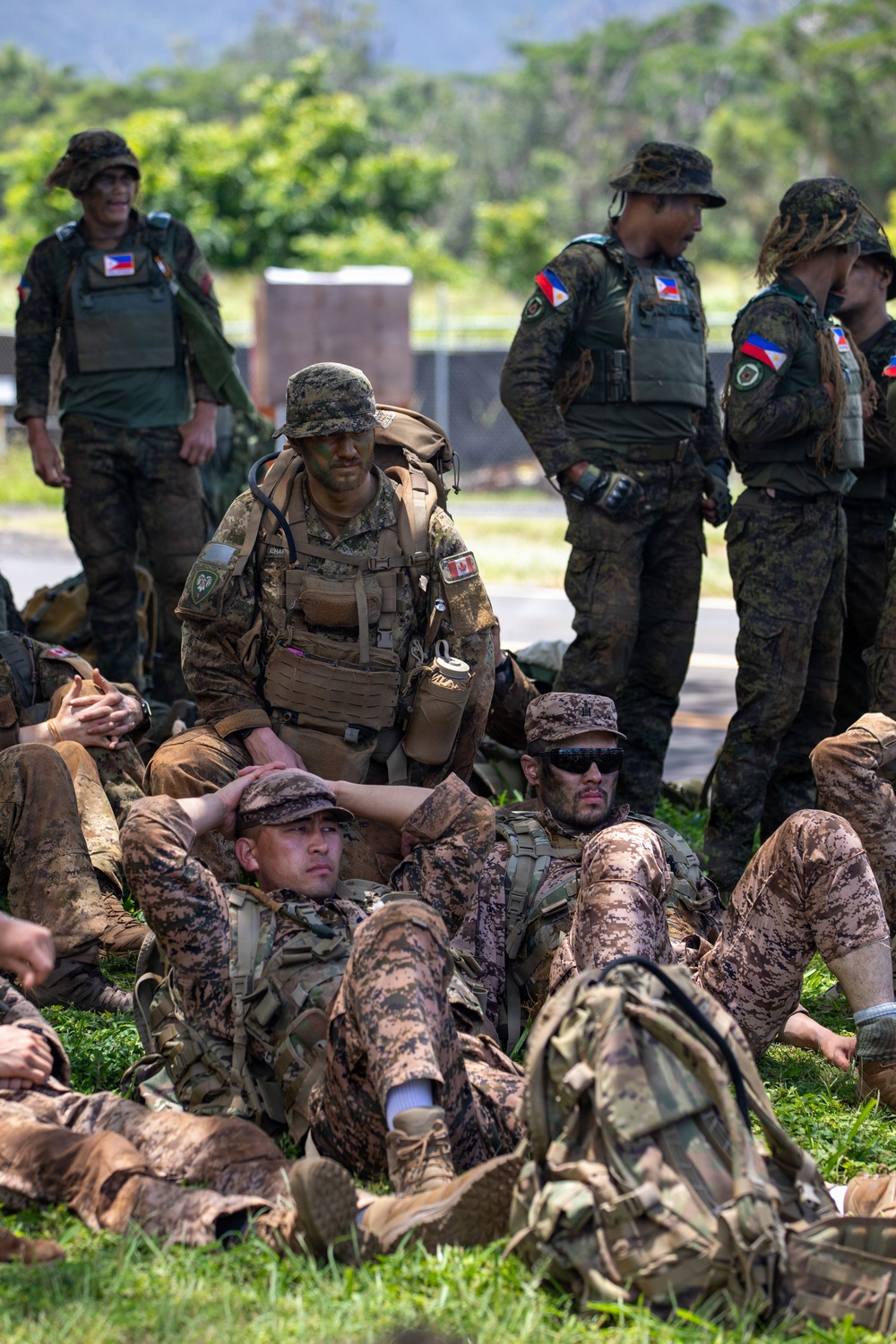 Multinational Soldiers compete in Ruck March for Pacific Land Forces Team Readiness Challenge