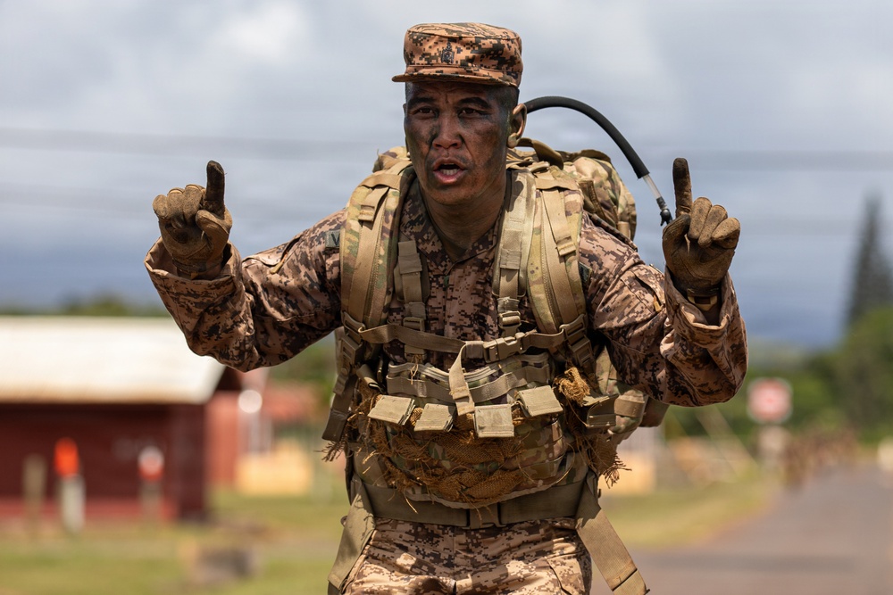 Multinational Soldiers compete in Ruck March for Pacific Land Forces Team Readiness Challenge