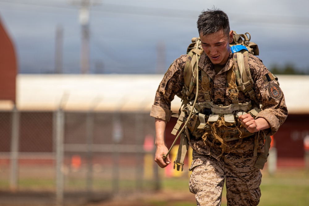 Multinational Soldiers compete in Ruck March for Pacific Land Forces Team Readiness Challenge