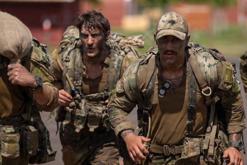 Multinational Soldiers compete in Ruck March for Pacific Land Forces Team Readiness Challenge