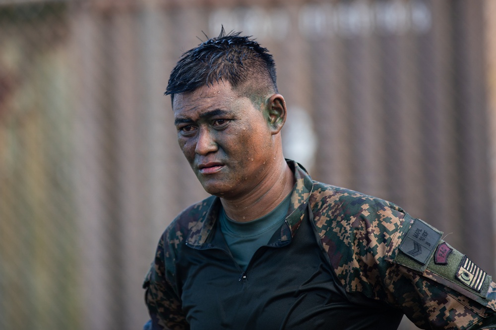 Multinational Soldiers compete in Ruck March for Pacific Land Forces Team Readiness Challenge