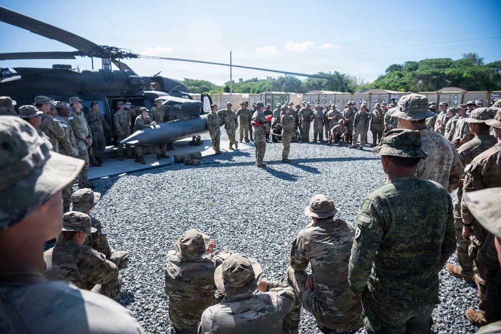 Balikatan 2026: U.S., AFP Soldiers use jungle penetrator devices in Jungle school