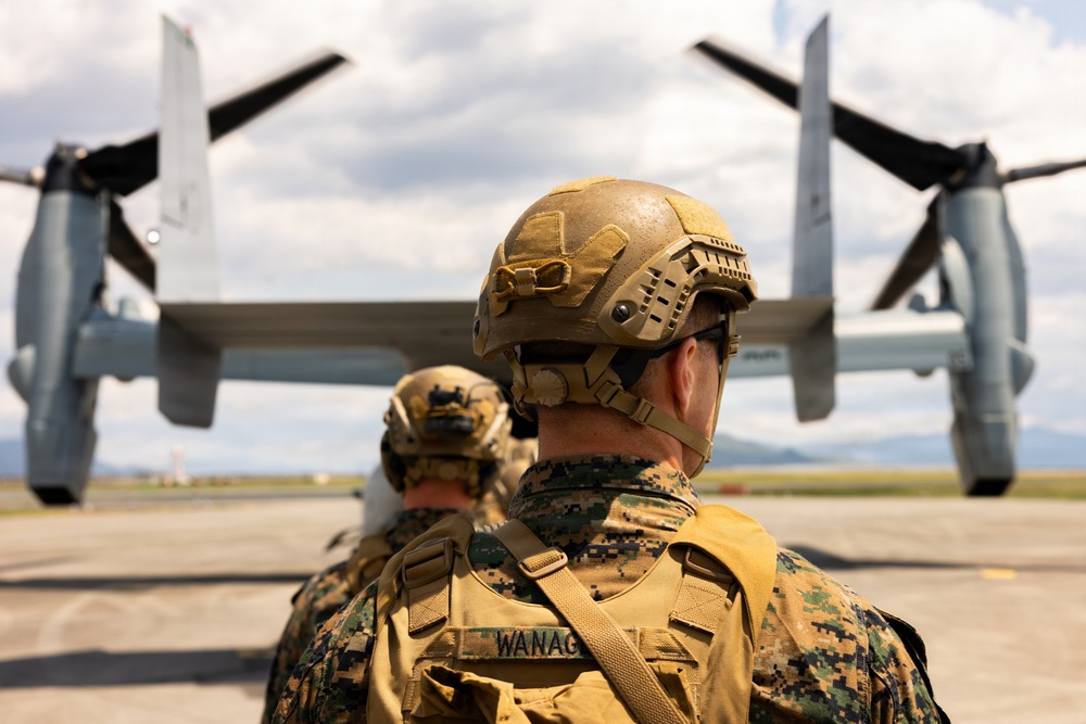 4th Marine Regiment Conducts Flyaway Drill