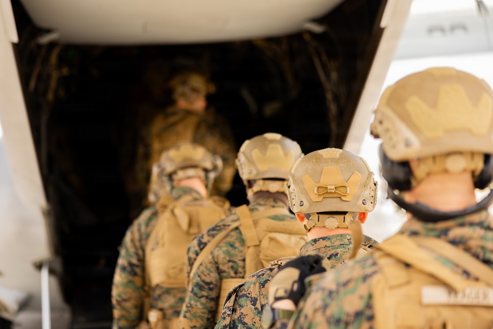 4th Marine Regiment Conducts Flyaway Drill
