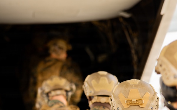 4th Marine Regiment Conducts Flyaway Drill