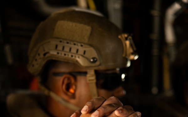 4th Marine Regiment Conducts Flyaway Drill