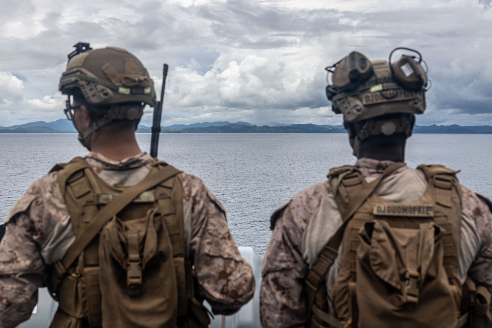 11th MEU Marines, Sailors Transit the Surigao Strait aboard USS Portland