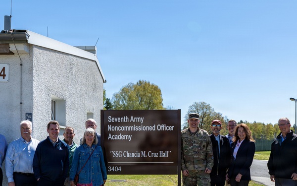SCU and USO visit NCOA