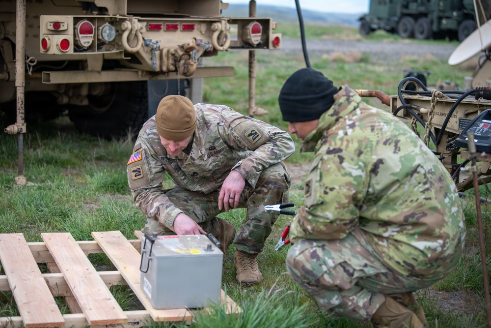 2nd Battalion, 146th Field Artillery Regiment conduct equipment maintenance and field training during exercise Operation Courage Lethality.