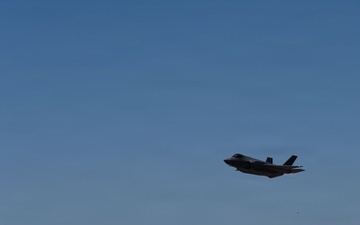 F-35s roar over Dannelly Field