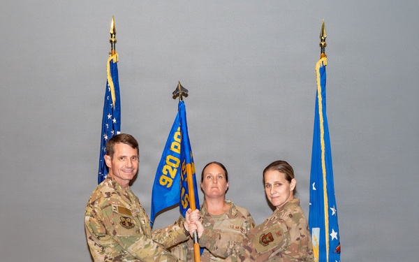 920th ASTS welcomes new commander