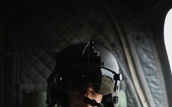 Washington National Guard air crews train for firefighting operations