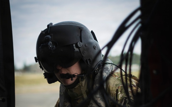 Washington National Guard air crews train for firefighting operations