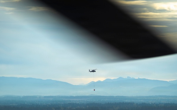 Washington National Guard air crews train for firefighting operations