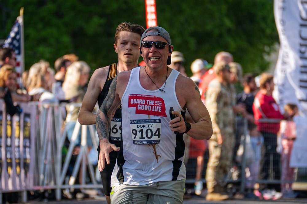 National Guard members go the distance at 49th annual Lincoln Marathon
