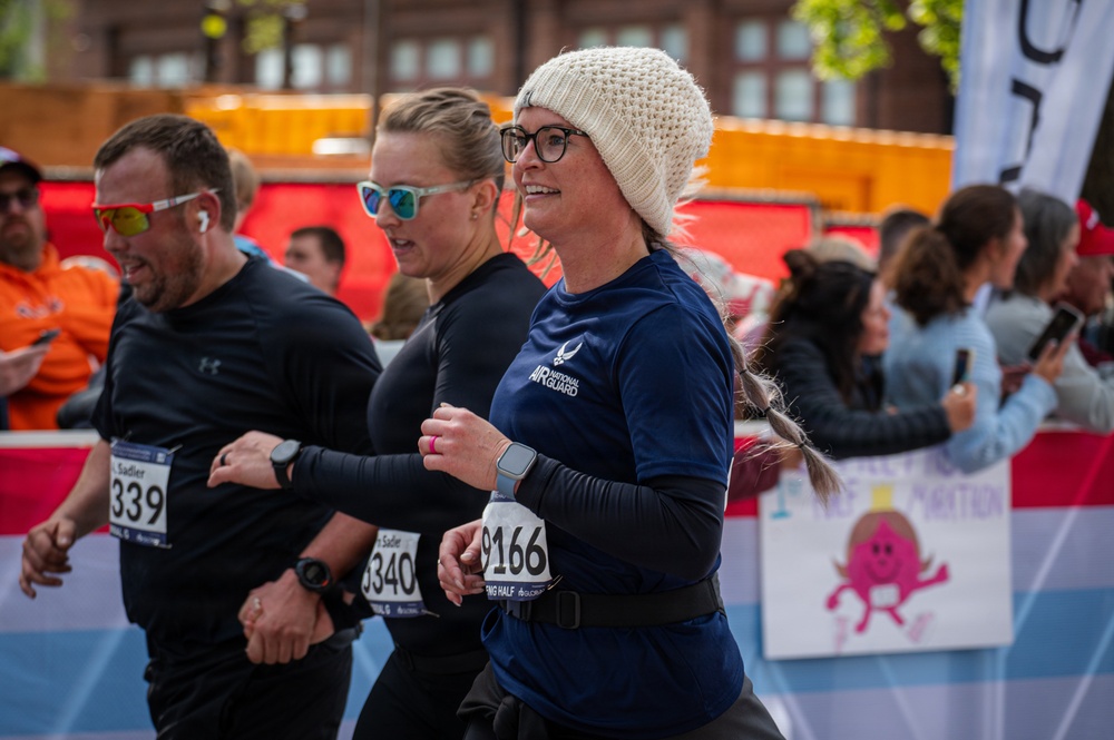 National Guard members go the distance at 49th annual Lincoln Marathon