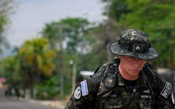 U.S. Marines, Salvadoran marines participate in special operations forces screener with Salvadoran marines during CENTAM Guardian 2026
