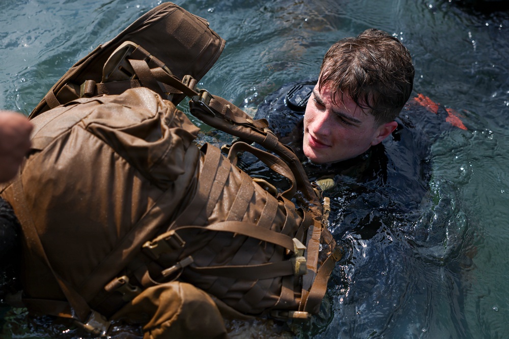 U.S. Marines, Salvadoran marines conduct deep-water assessment during CENTAM Guardian 2026