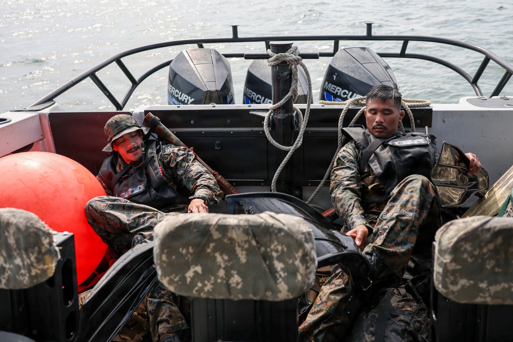 U.S. Marines, Salvadoran marines conduct deep-water assessment during CENTAM Guardian 2026