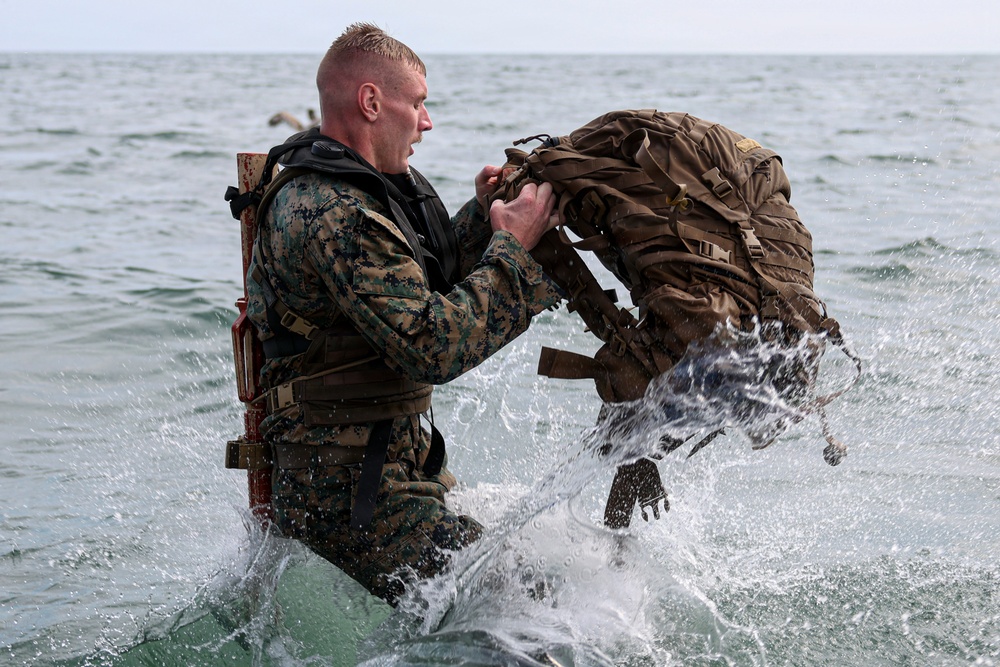 U.S. Marines, Salvadoran marines conduct deep-water assessment during CENTAM Guardian 2026