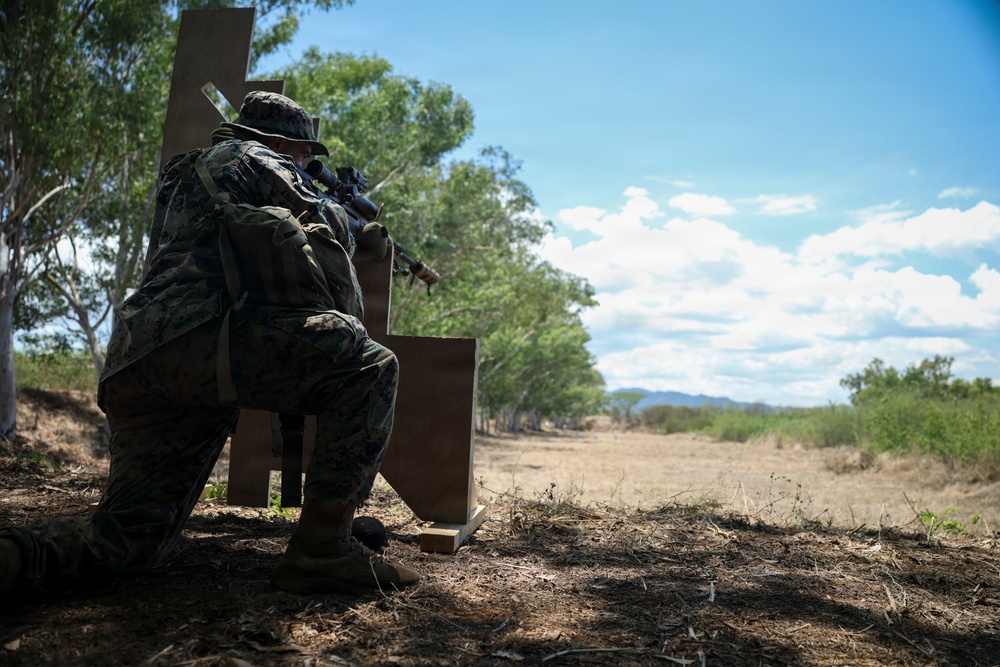U.S. Marines, Salvadoran marines conduct marksmanship training during CENTAM Guardian 2026