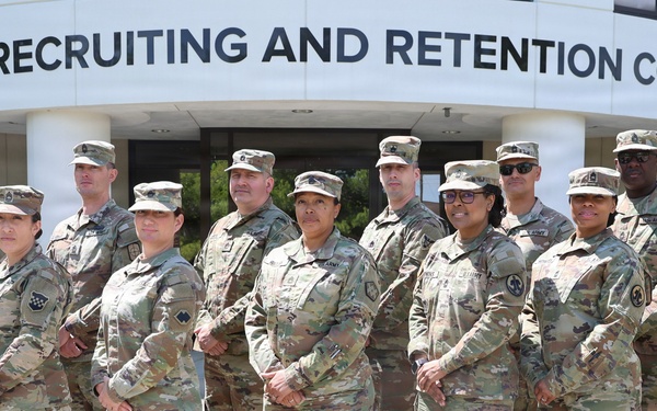 USARCG Concludes Command Career Counselor Course at Fort Knox