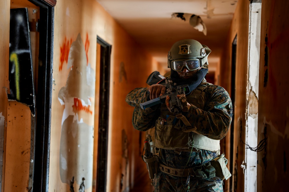 U.S. Marines, Salvadoran marines conduct simulated raid during CENTAM Guardian 2026