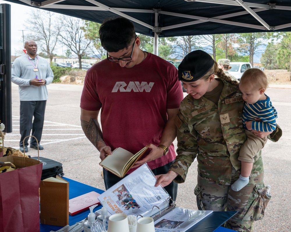 302d Airlift Wing Hosts Deployed Spouses Breakfast Social