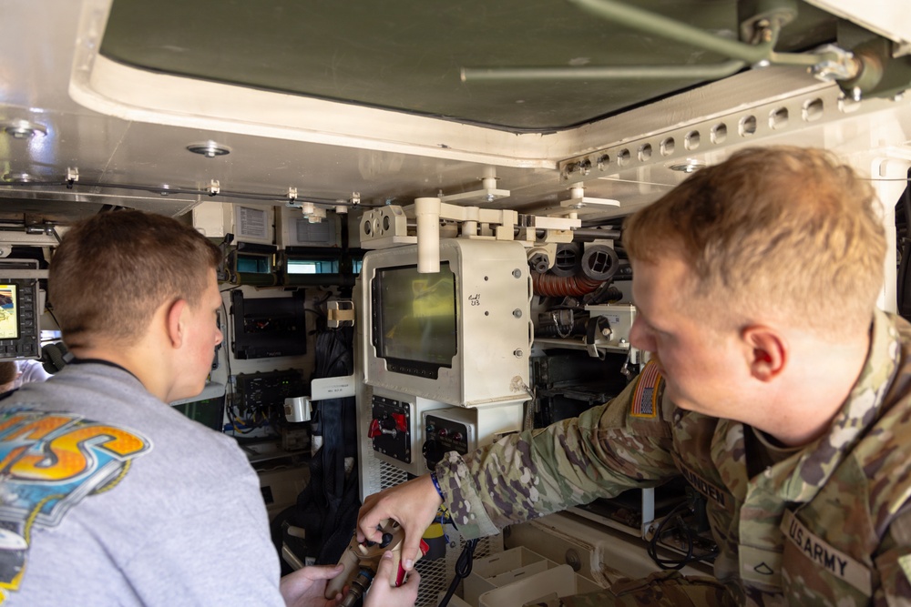 III Corps and 1st Cavalry Division support Wurth 400 race weekend