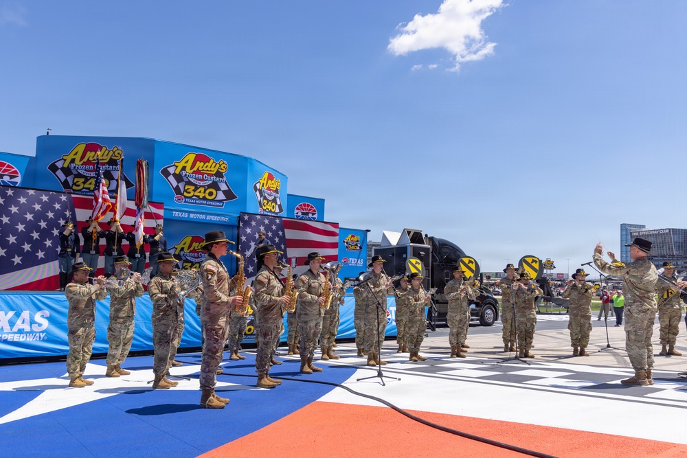 III Corps and 1st Cavalry Division support Wurth 400 race weekend